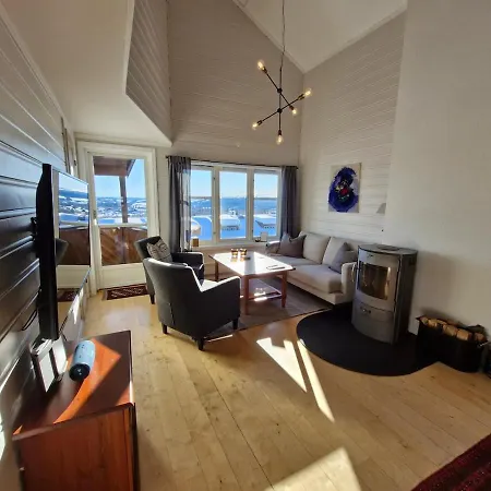 Stor Topp I Sentrum Med 5 Soverom Apartman
