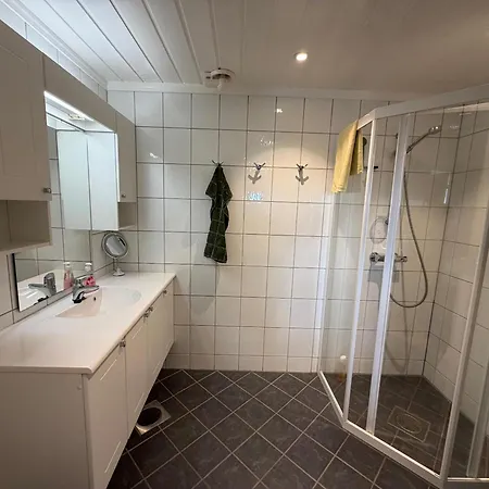 Stor Topp I Sentrum Med 5 Soverom *