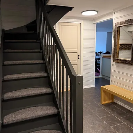 Stor Topp I Sentrum Med 5 Soverom Beitostolen